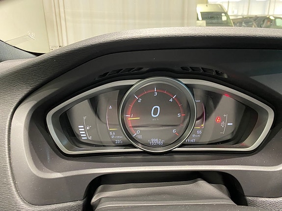 Volvo V40 13 of 20