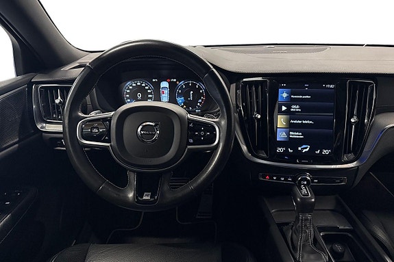 Volvo V60 10 of 30