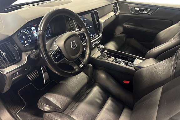 Volvo V60 12 of 30