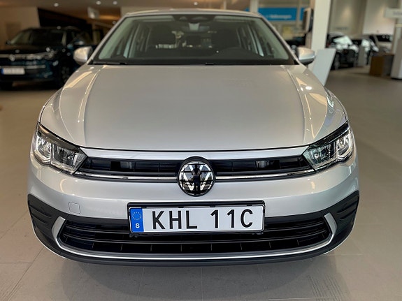 Volkswagen Polo 2 of 18
