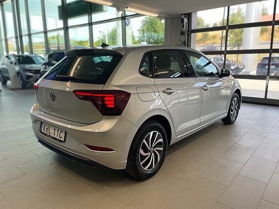 Volkswagen Polo 6 of 18