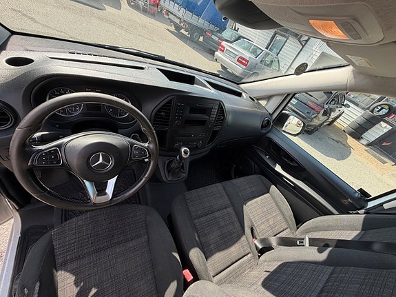 Mercedes-Benz Vito 111 6 of 14