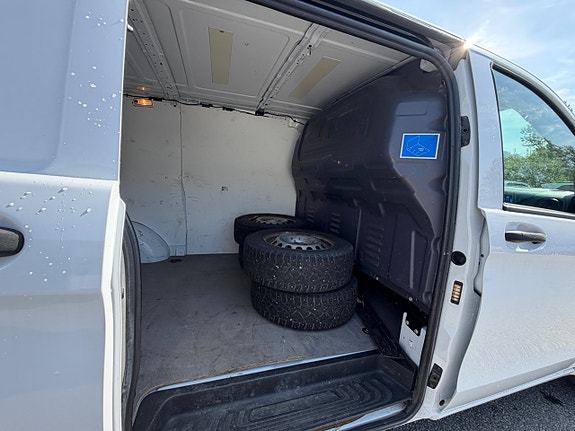 Mercedes-Benz Vito 111 14 of 14