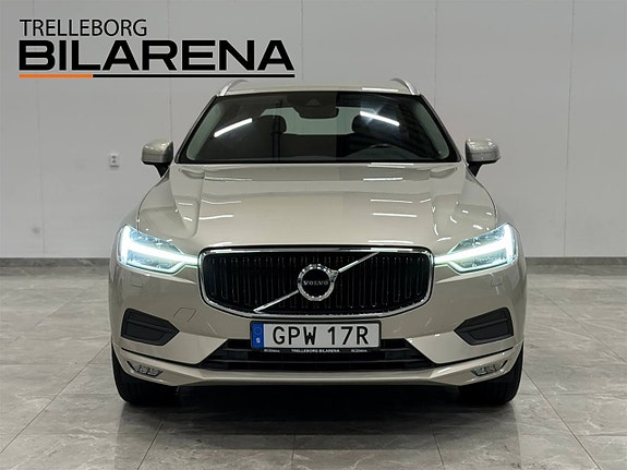 Volvo XC60 3 of 26