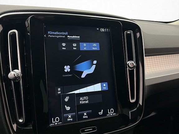 Volvo XC40 21 of 30