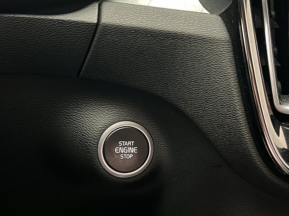 Volvo XC40 27 of 30