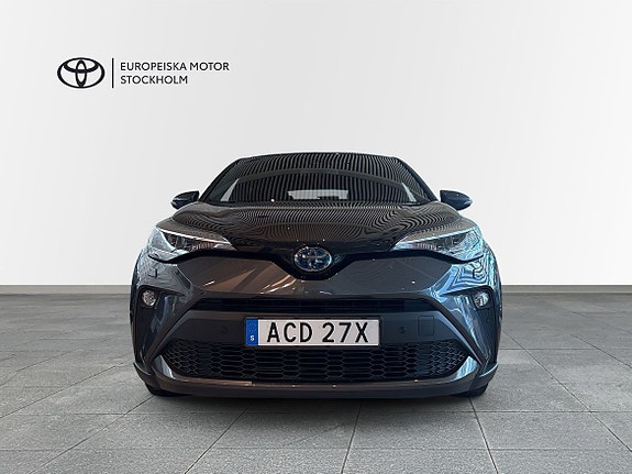 Toyota C-HR 6 of 11