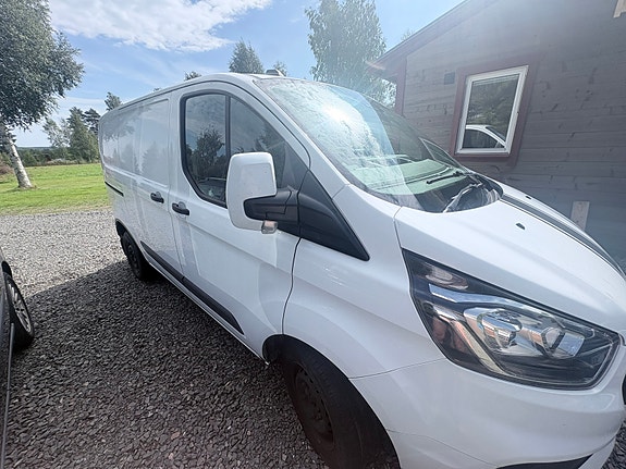 Ford Transit Custom 4 of 5