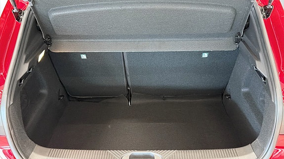 Renault Clio 12 of 28