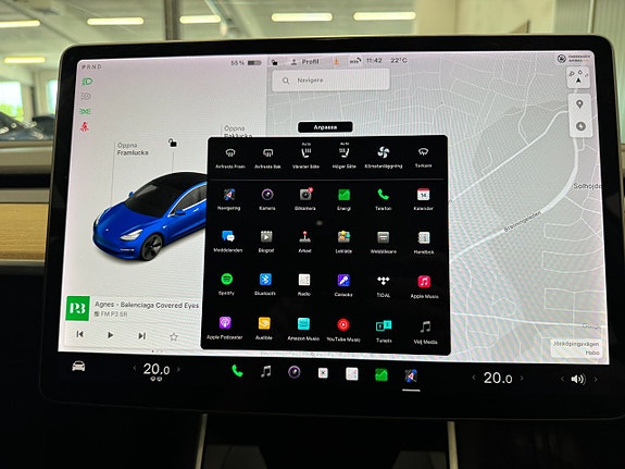 Tesla Model 3 15 of 21