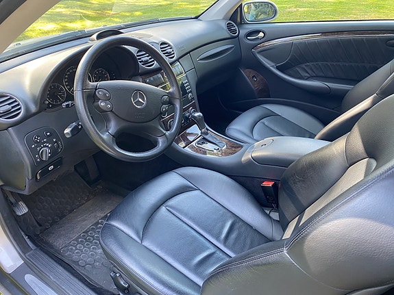 Mercedes-Benz CLK280 7 of 7