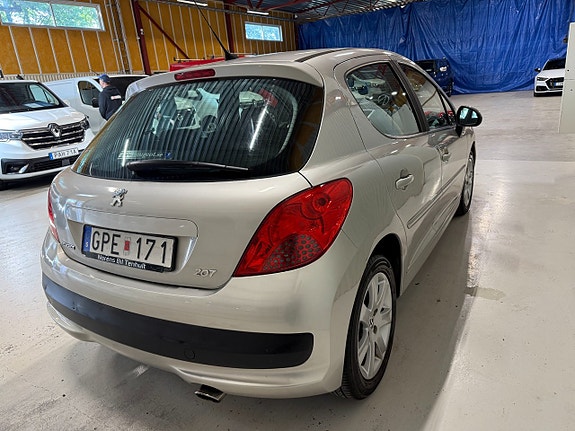 Peugeot 207 5 of 12
