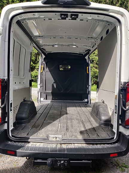 Ford Transit 2 of 13