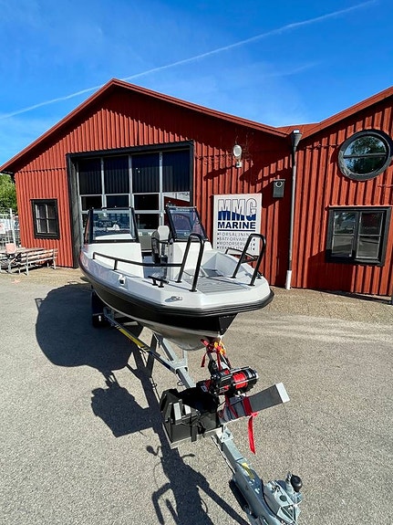 Husky R5 2022 Yamaha F70 AETL 2023 TK Trailer BT1000M 80 km 5 of 6