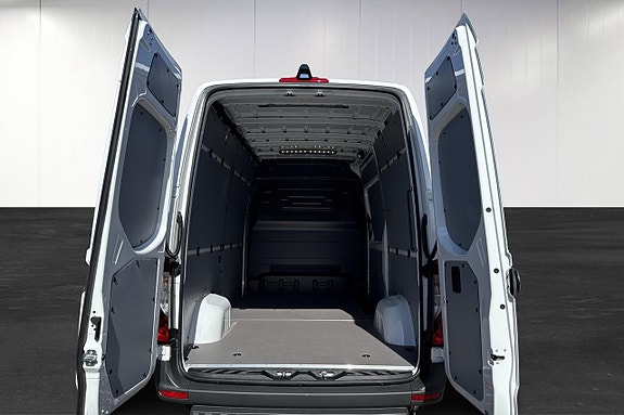 Mercedes-Benz Sprinter 317 9 of 18