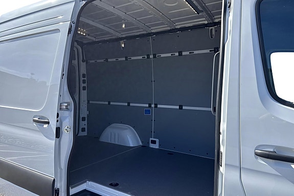 Mercedes-Benz Sprinter 317 11 of 18