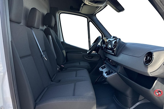 Mercedes-Benz Sprinter 317 15 of 18