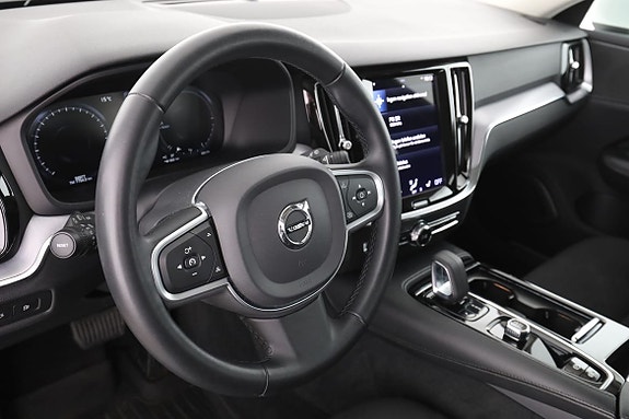 Volvo V60 12 of 30