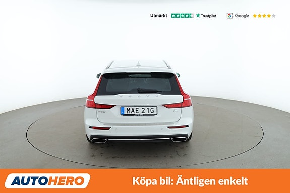 Volvo V60 4 of 30