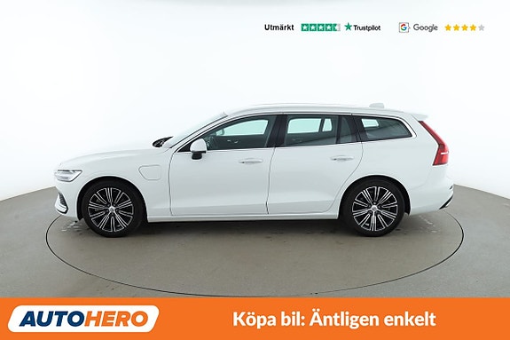 Volvo V60 2 of 30