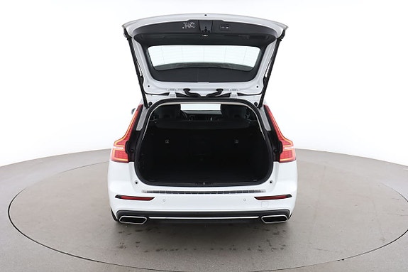 Volvo V60 17 of 30