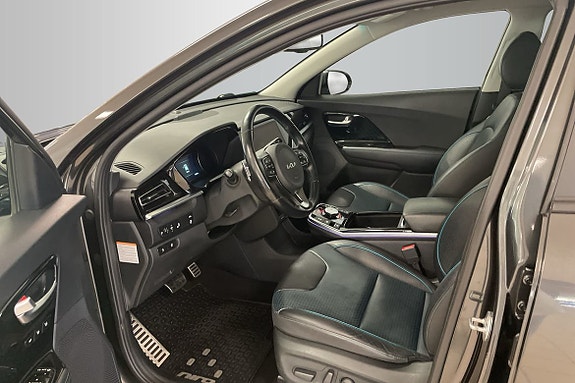 Kia e-Niro 10 of 16