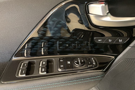 Kia e-Niro 16 of 16