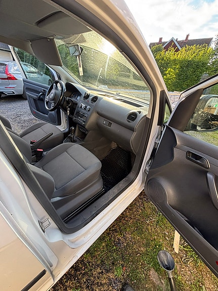 Volkswagen Caddy 2 of 7