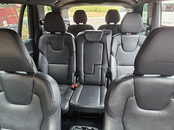 Volvo XC90 5 of 10