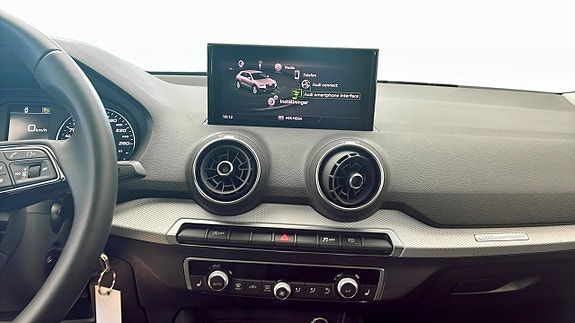 Audi Q2 9 of 12
