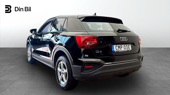 Audi Q2 3 of 12