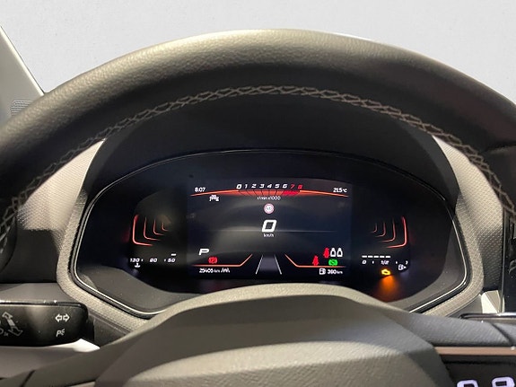 Seat Arona 10 of 15