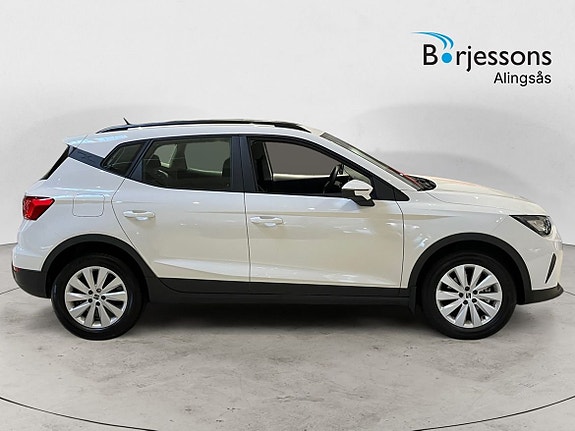 Seat Arona 2 of 15