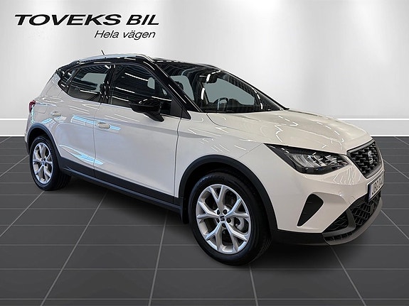 Seat Arona 7 of 17