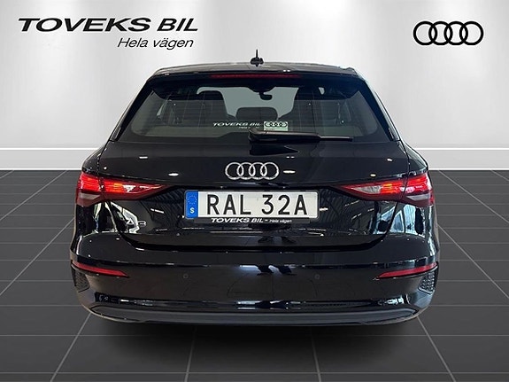 Audi A3 4 of 13