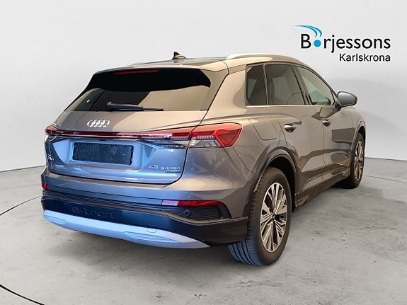 Audi Q4 e-tron 3 of 14