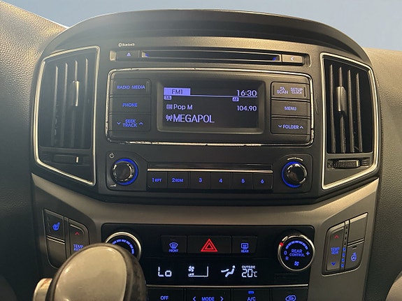 Hyundai H-1 16 of 21