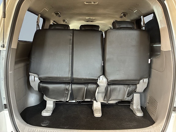 Hyundai H-1 12 of 21
