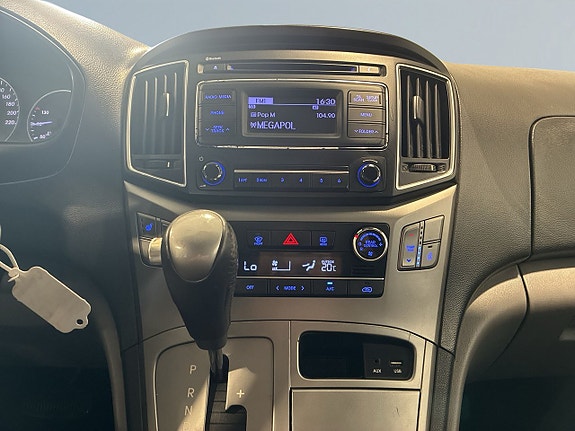 Hyundai H-1 10 of 21