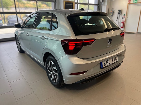 Volkswagen Polo 7 of 17