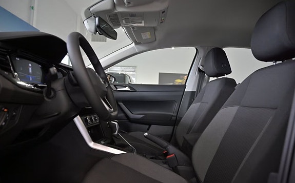 Volkswagen Polo 14 of 17