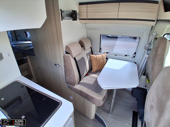 Adria Twin Axess 640 SL / Hydrauliska stödben / AC 2 of 21
