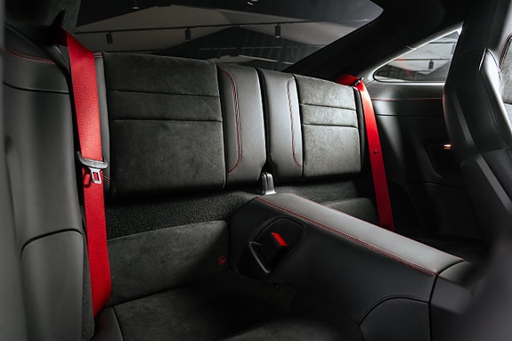 Porsche 911 Carrera GTS 14 of 14