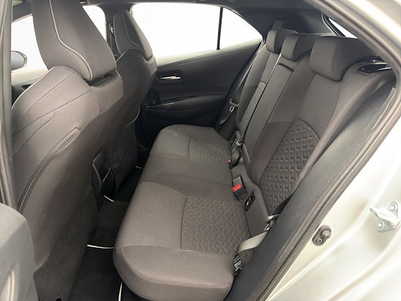 Toyota Corolla 23 of 28