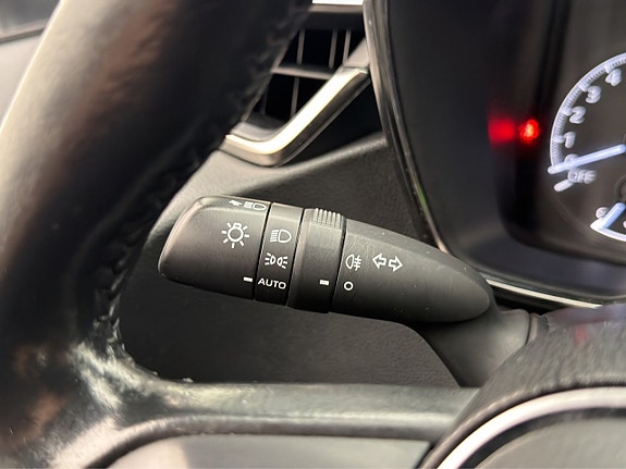 Toyota Corolla 13 of 28