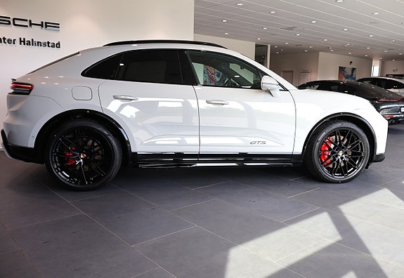 Porsche Macan GTS 5 of 20