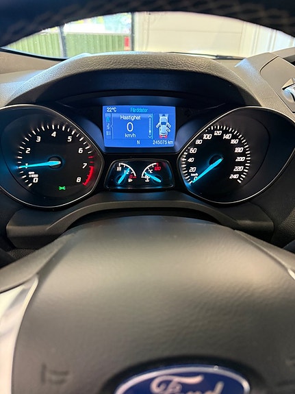 Ford Kuga 11 of 20