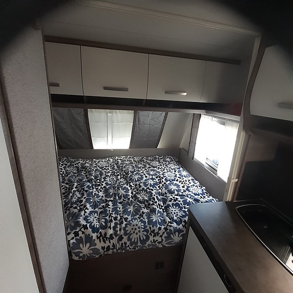 Knaus Silver selection 7 of 11