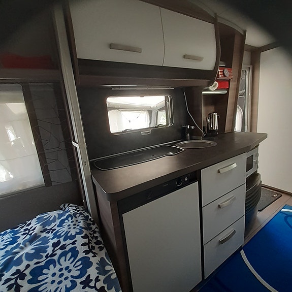 Knaus Silver selection 4 of 11