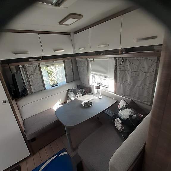 Knaus Silver selection 3 of 11